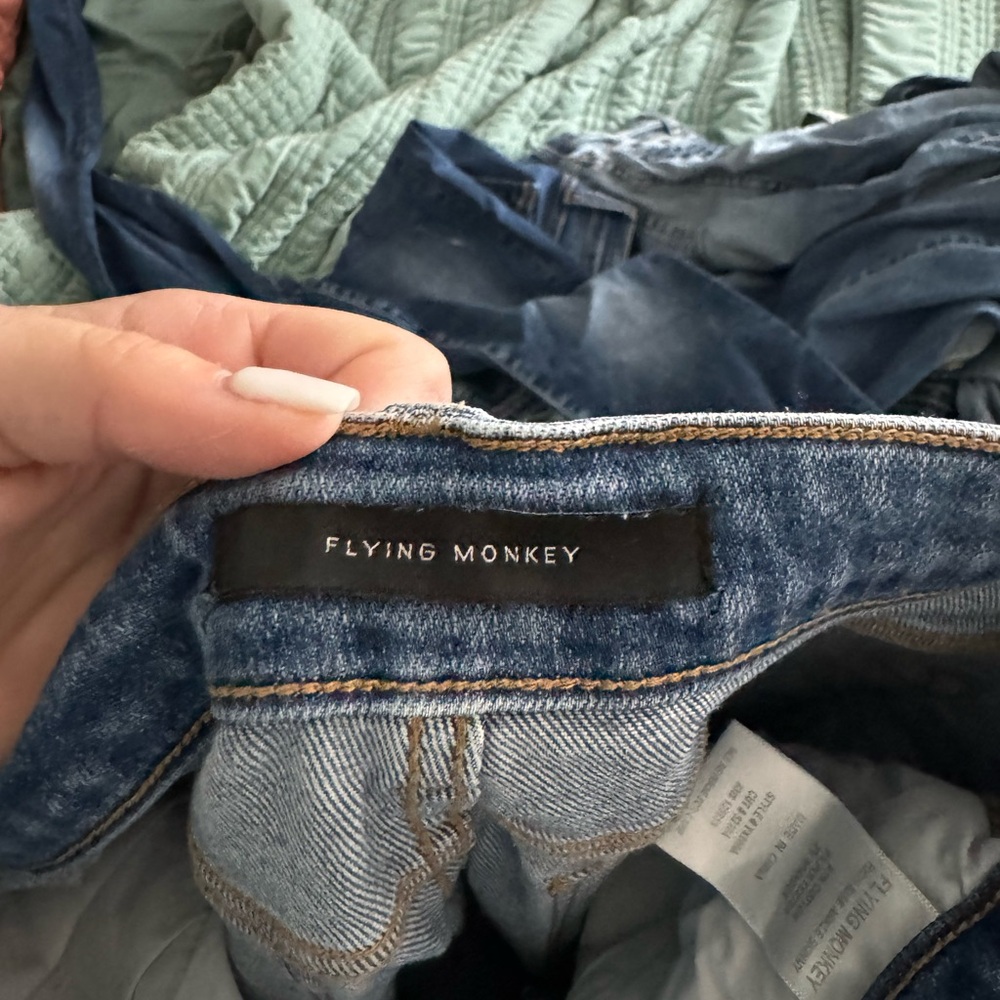 Flying monkey skinny jeans size 24 no wear and tear look brand new!